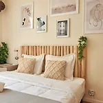 Lovely Flat Marais - Orange Παρίσι